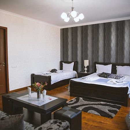 Family Hotel Parajanov Tbilisi Eksteriør bilde