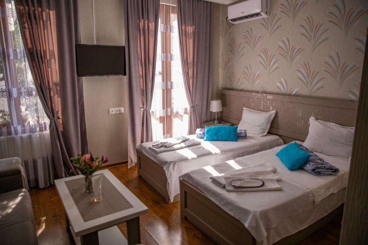 Family Hotel Parajanov Tbilisi Eksteriør bilde