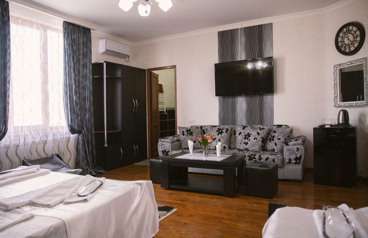 Family Hotel Parajanov Tbilisi Eksteriør bilde