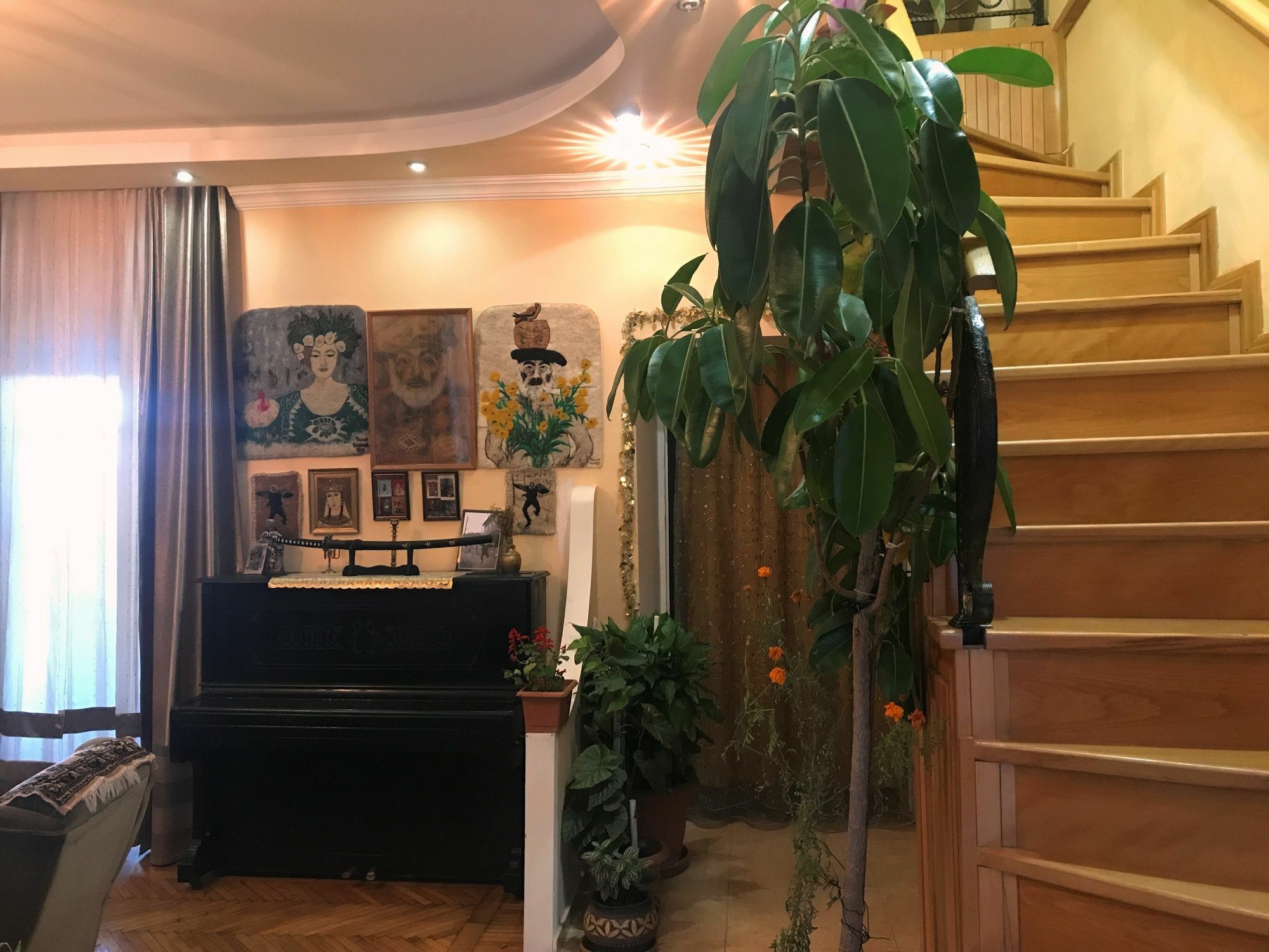 Family Hotel Parajanov Tbilisi Eksteriør bilde